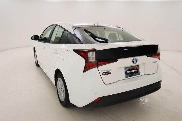 Photo of 2022 White Toyota Prius