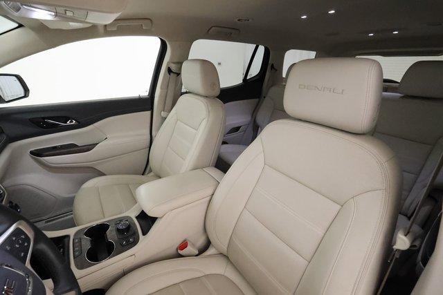 Photo of 2023 White Frost Tri-Coat GMC Acadia