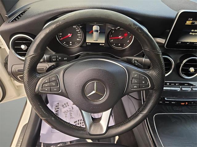 Photo of 2019 Polar White Mercedes-Benz GLC 300