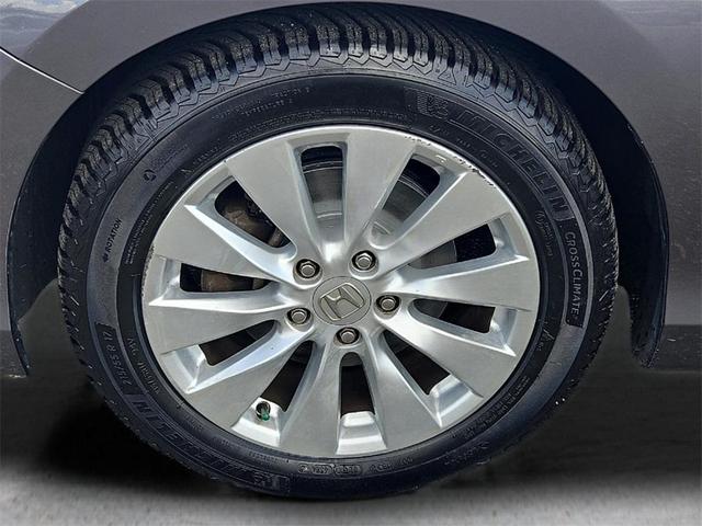 Photo of 2014 Gray Honda Accord
