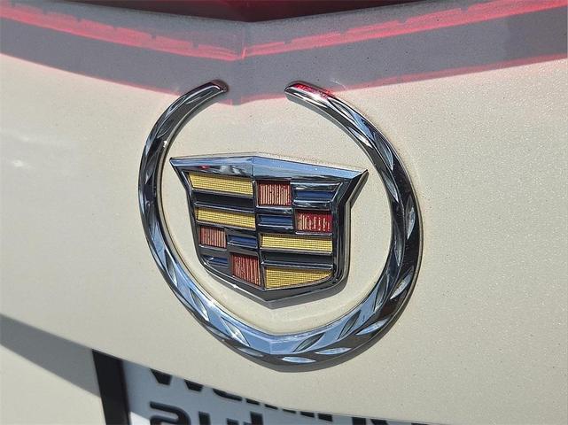 Photo of 2014 White Diamond Clearcoat Cadillac ATS