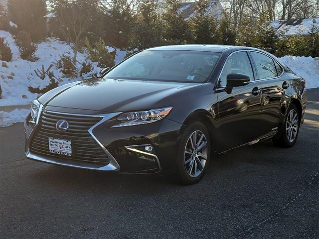 2016 Lexus Es 300h