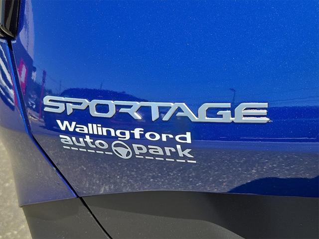 Photo of 2023 Sapphire Blue Kia Sportage