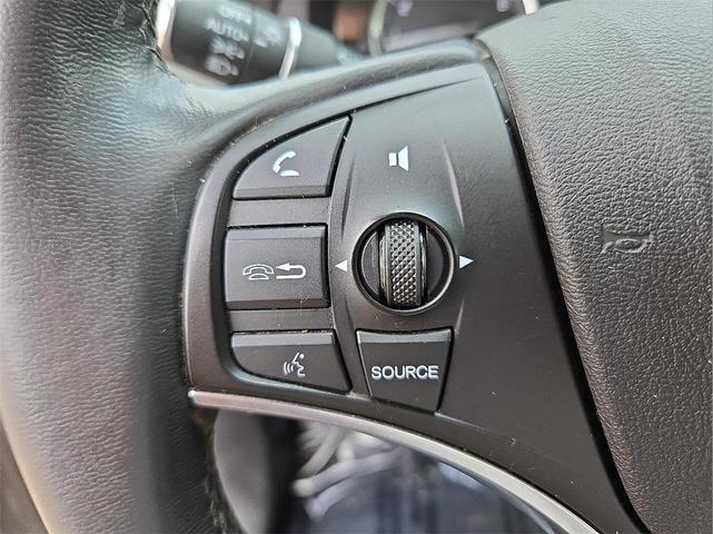 Photo of 2016 Gray Acura MDX