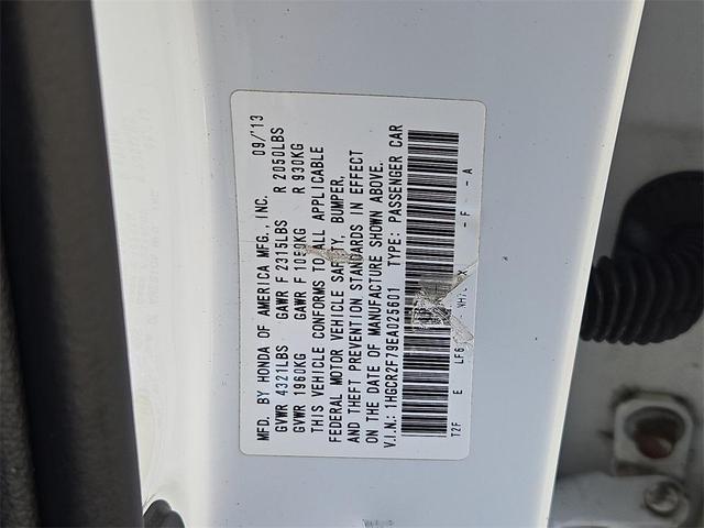 Photo of 2014 White Honda Accord