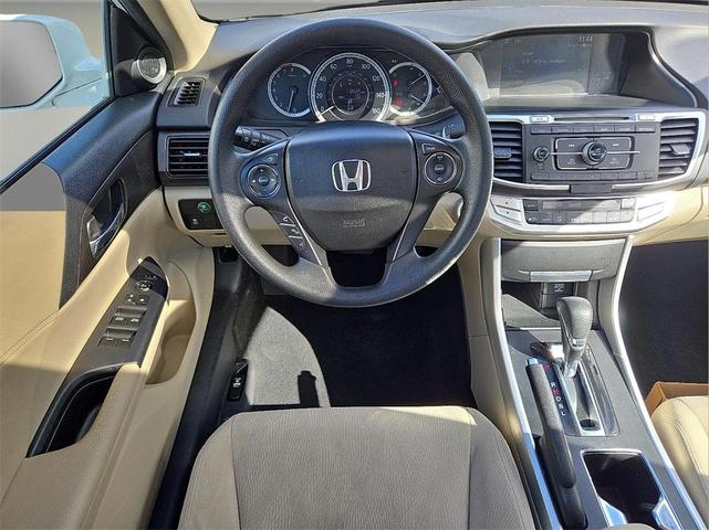 Photo of 2014 White Honda Accord