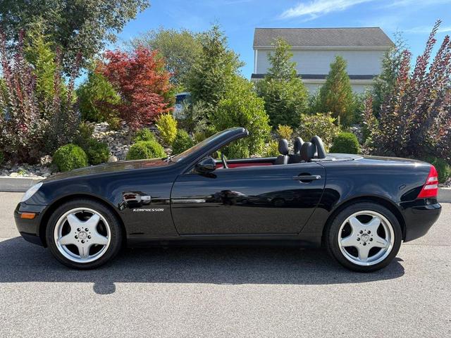 Photo of 1998 Black Mercedes-Benz SLK-Class