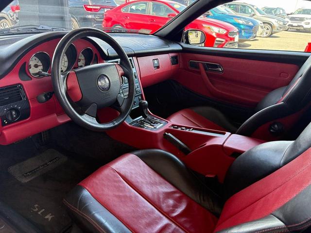 Photo of 1998 Black Mercedes-Benz SLK-Class