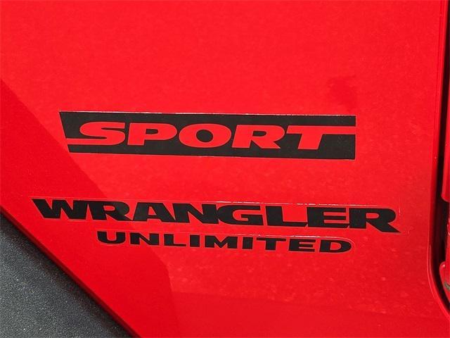 Photo of 2017 Firecracker Red Clearcoat Jeep Wrangler Unlimited