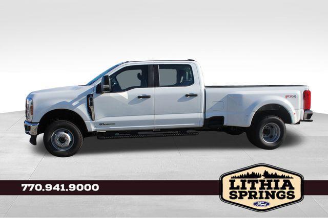 Photo of 2025 Oxford White Ford F-350