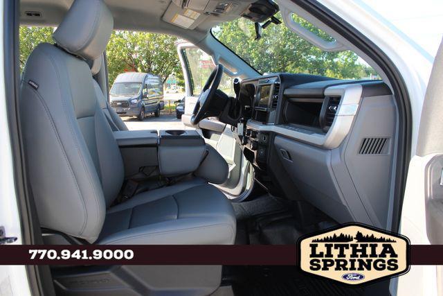Photo of 2025 Oxford White Ford F-350