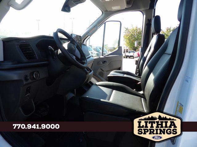Photo of 2026 Oxford White Ford Transit-250