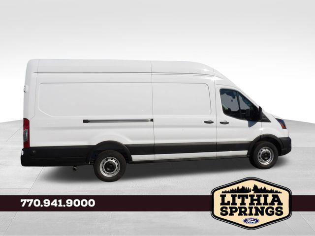 Photo of 2026 Oxford White Ford Transit-250