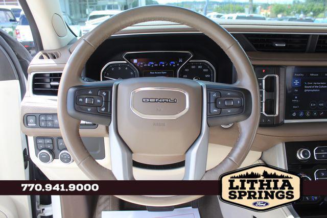 Photo of 2021 White Frost Tricoat GMC Yukon