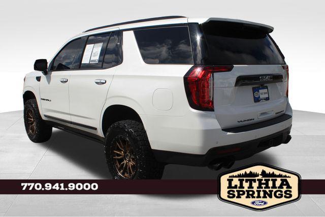 Photo of 2021 White Frost Tricoat GMC Yukon