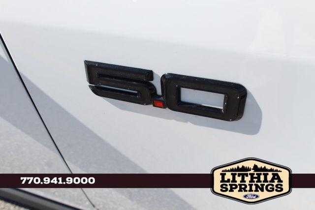 Photo of 2025 Oxford White Ford Mustang