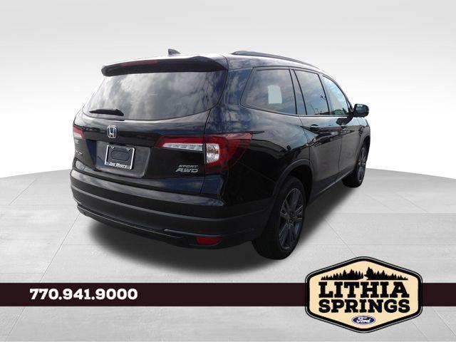 Photo of 2022 Black Metallic Honda Pilot