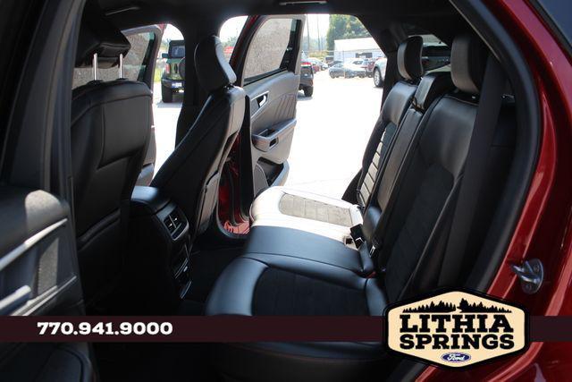 Photo of 2024 Rapid Red Metallic Tinted Clearcoat Ford Edge