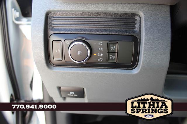 Photo of 2025 Oxford White Ford F-350