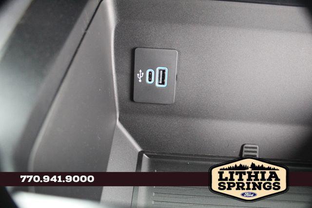 Photo of 2025 Oxford White Ford F-350