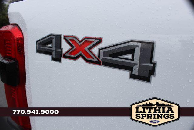 Photo of 2025 Oxford White Ford F-350