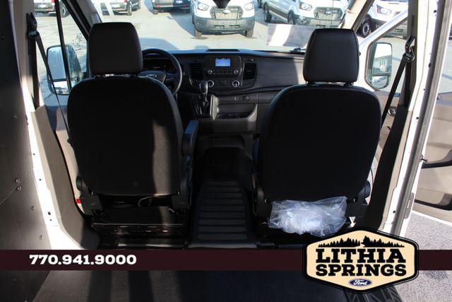 Photo of 2025 Oxford White Ford Transit-350