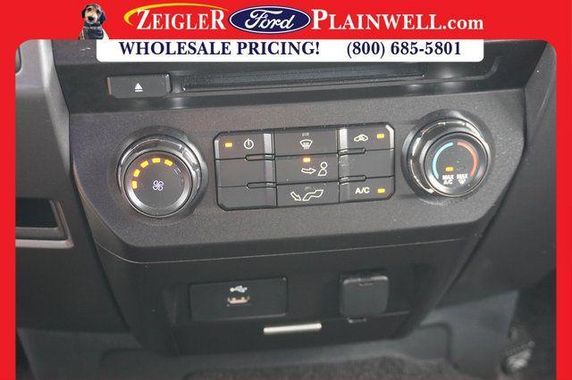 Photo of 2017 Black Ford F-150