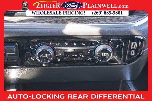 Photo of 2023 Glacier Blue Metallic Chevrolet Silverado 1500
