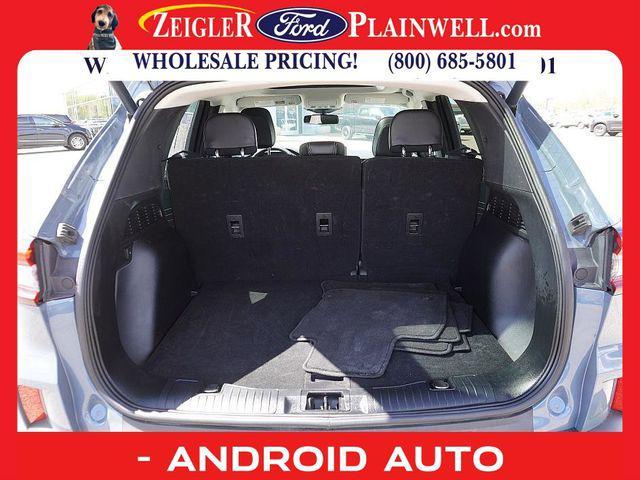 Photo of 2023 Vapor Blue Metallic Ford Escape