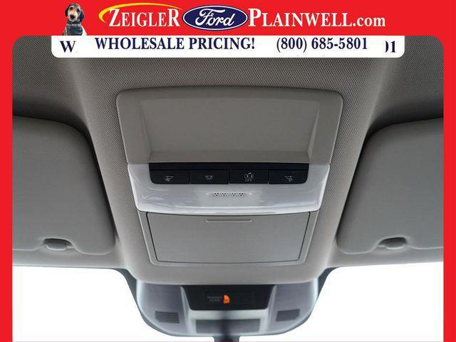 Photo of 2021 Gray Nissan Rogue