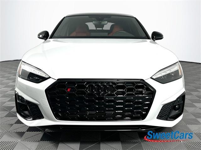 Photo of 2023 Glacier White Metallic Audi S5
