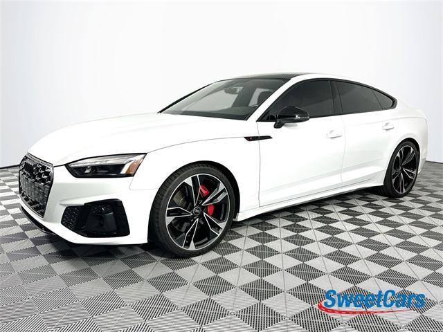 Photo of 2023 Glacier White Metallic Audi S5