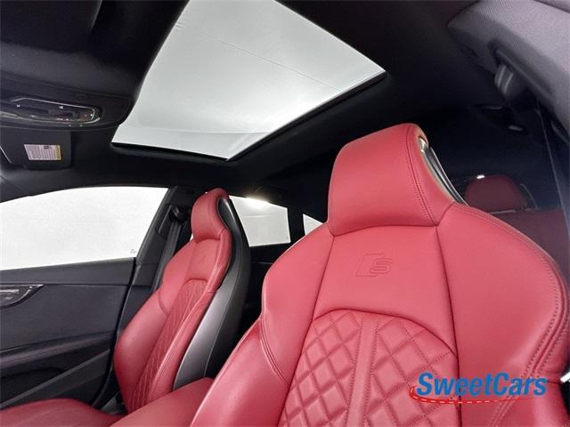 Photo of 2023 Glacier White Metallic Audi S5
