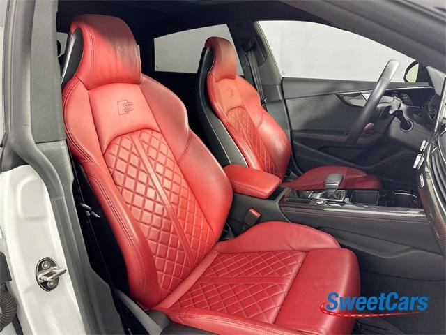 Photo of 2023 Glacier White Metallic Audi S5