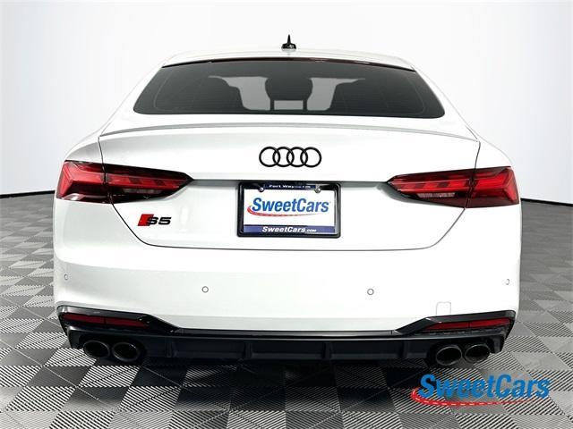 Photo of 2023 Glacier White Metallic Audi S5