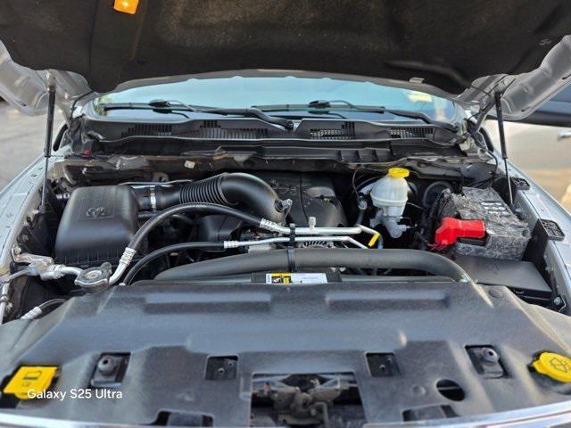 Photo of 2017 Bright Silver Metallic Clearcoat RAM 1500