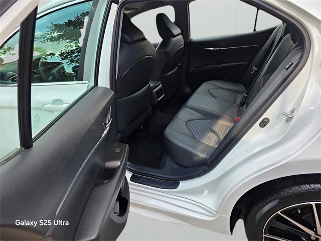 Photo of 2024 Ice Cap Toyota Camry