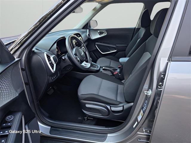 Photo of 2024 Steel Gray Kia Soul