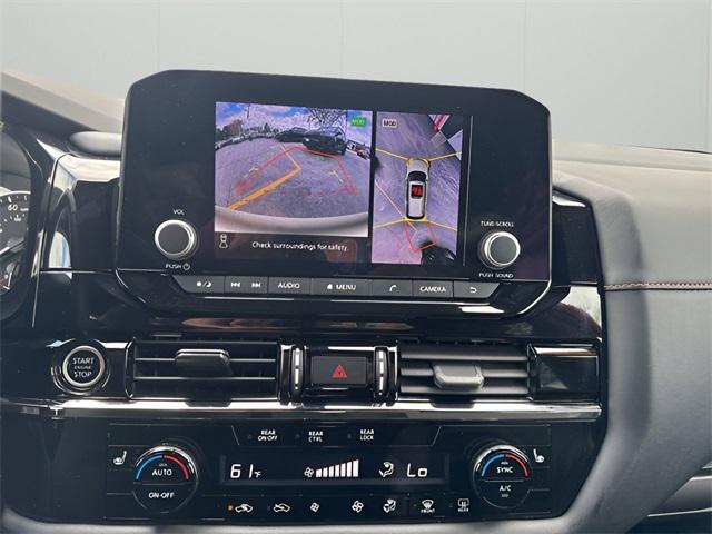 Photo of 2023 Scarlet Ember Tintcoat Nissan Pathfinder