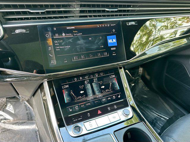 Photo of 2021 Gray Metallic Audi Q7