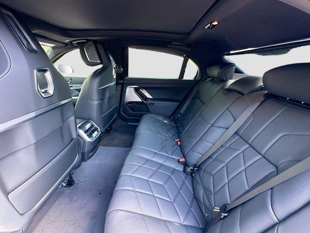 Photo of 2025 Mineral White Metallic BMW 760