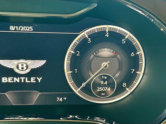 Photo of 2022 Blue Bentley Continental GT