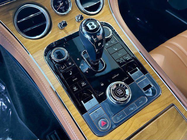 Photo of 2022 Blue Bentley Continental GT