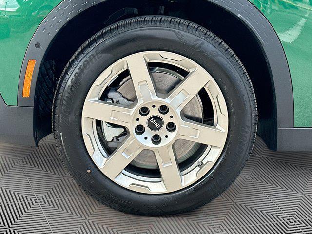 Photo of 2026 British Racing Green MINI Countryman