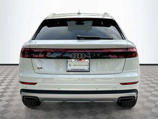 Photo of 2025 Carrara White Audi Q8