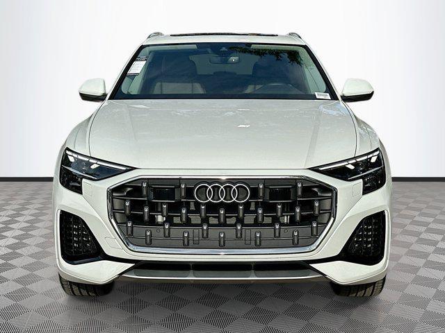 Photo of 2025 Carrara White Audi Q8