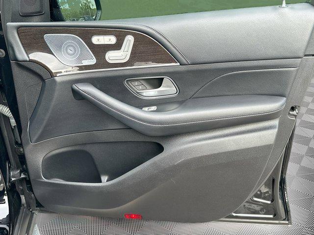 Photo of 2020 Black Mercedes-Benz GLE 450