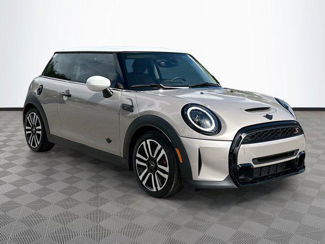 2023 MINI Hardtop