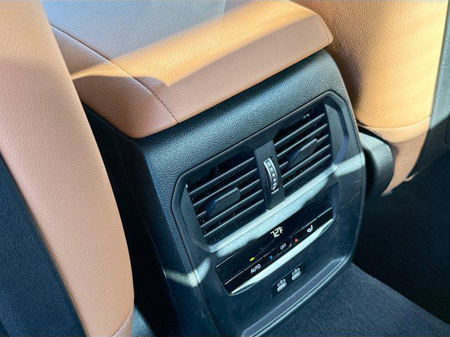 Photo of 2022 Mineral Grey Metallic BMW 330
