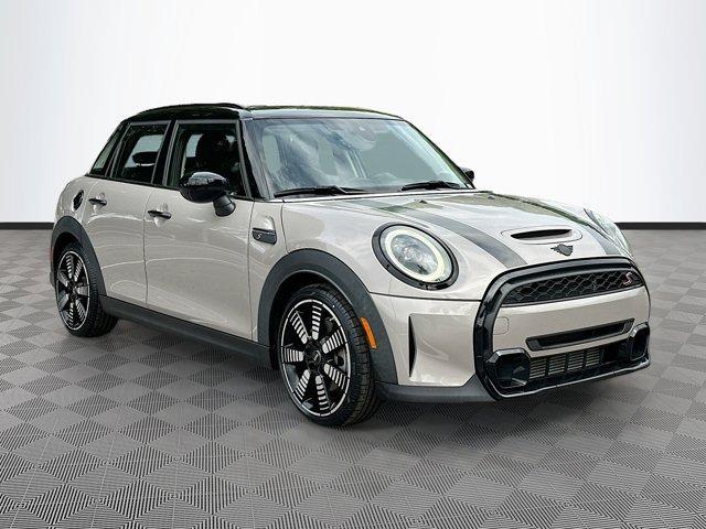 2022 MINI Hardtop